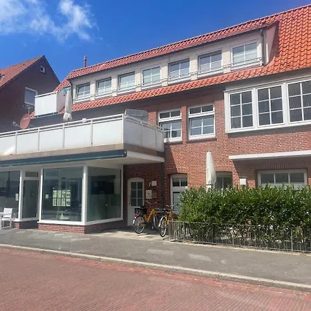 Haus Flora - Golden Knoepke